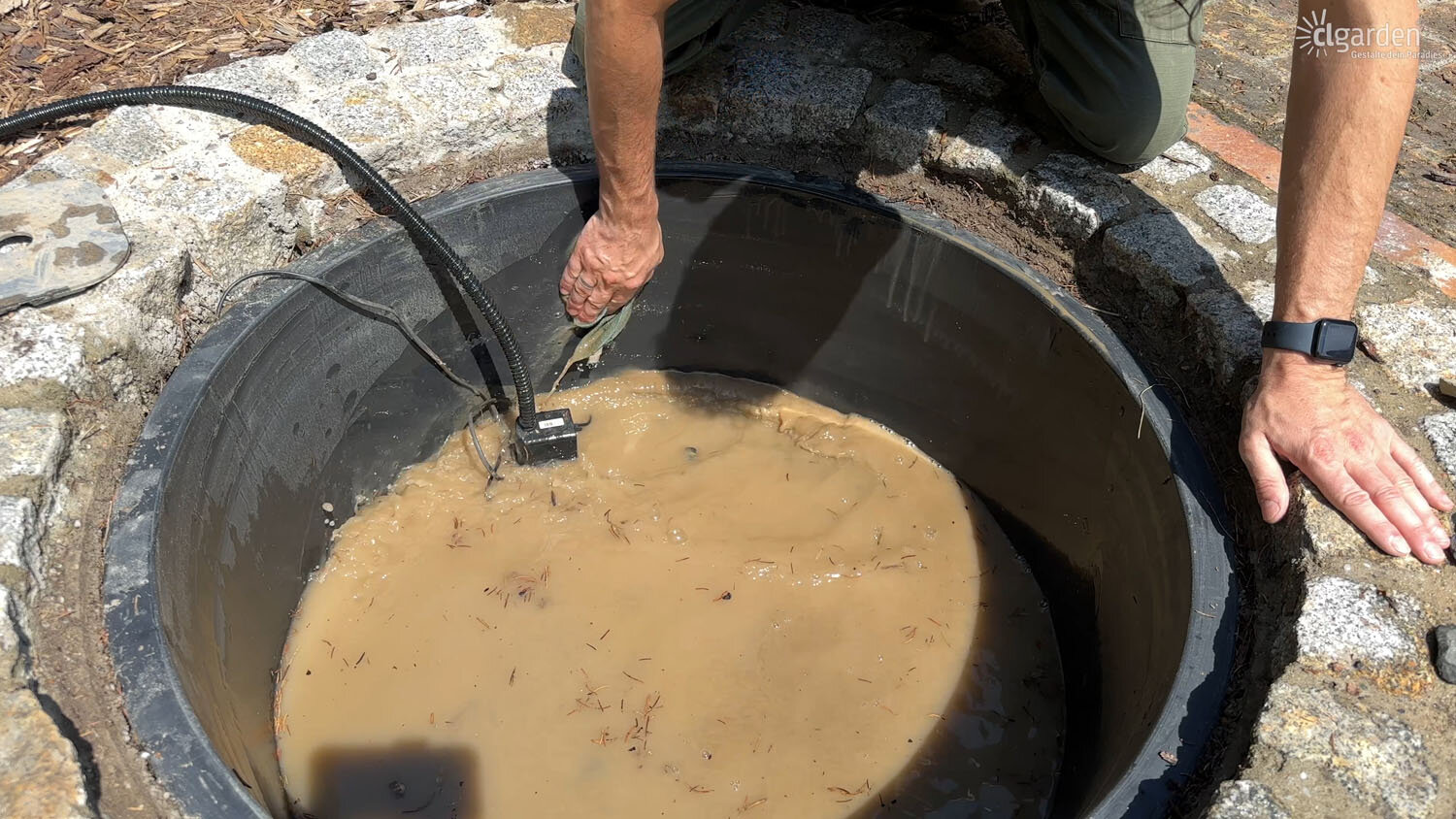 Becken waschen und abpumpen