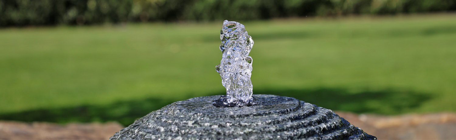 Granit Kugelbrunnen mit LED Beleuchtung